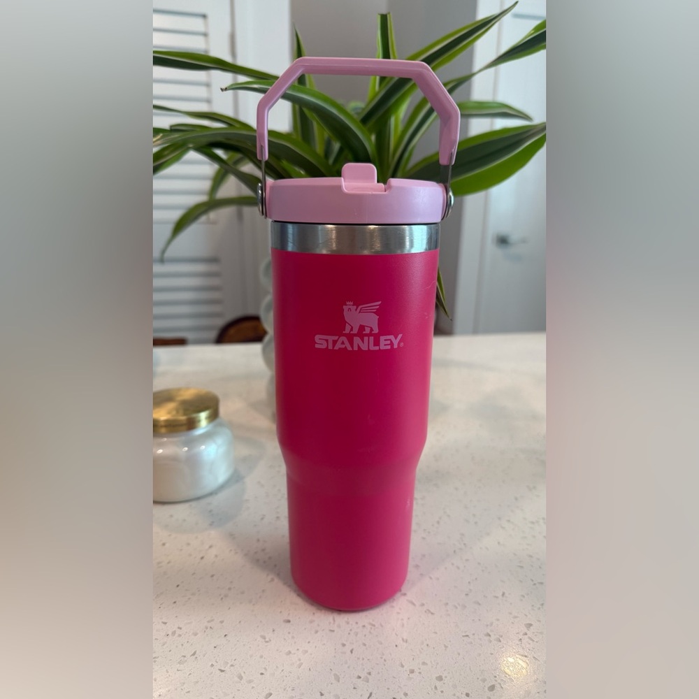 Stanley - Bright Pink 30oz Tumbler